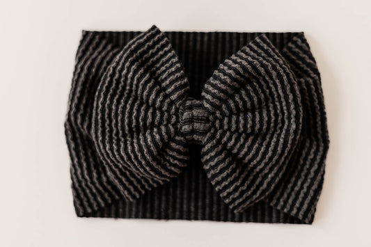 Black Waved
