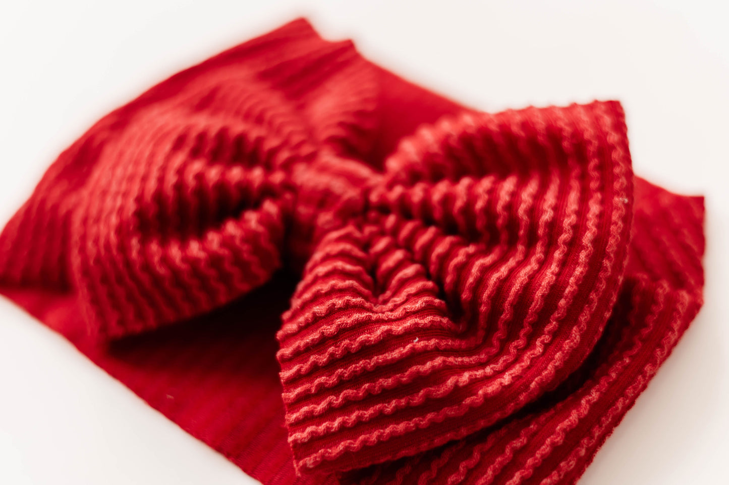 Red Waved
