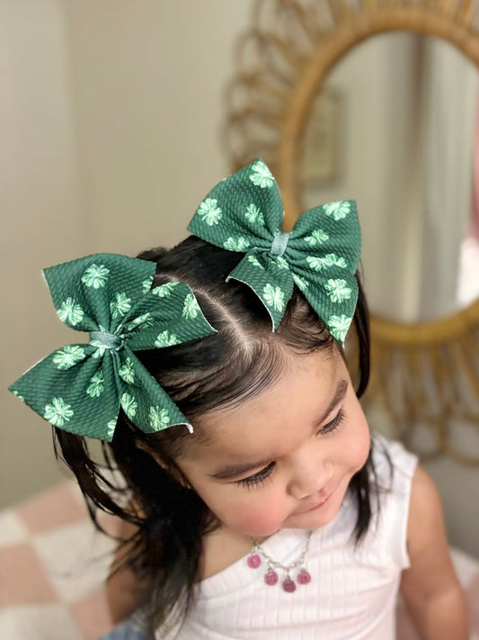 Spring Clover - Piggies