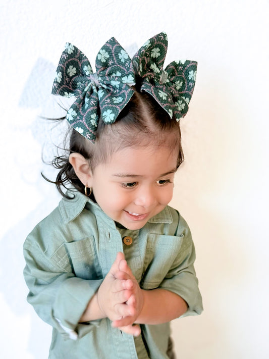 Clover & Lace - Piggies